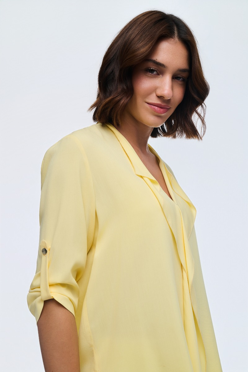Μπλούζα από rayon με σκισήματα 